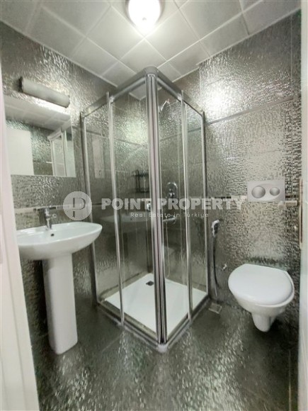 Spacious apartment with two bedrooms, in the center of the popular area of Alanya - Mahmutlar-id-6505-photo-10