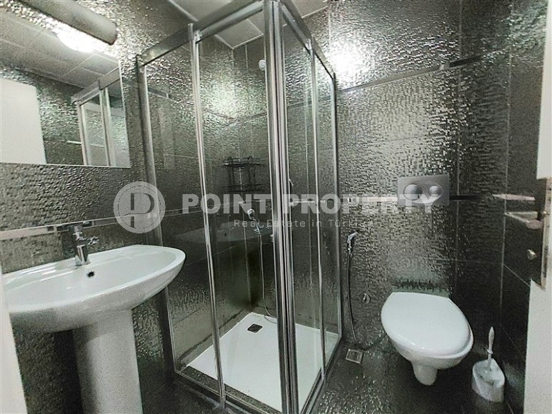 Spacious apartment with two bedrooms, in the center of the popular area of Alanya - Mahmutlar-id-6505-photo-11