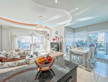 Apartment with a modern, stylish design, 200 meters from the beach and promenade-id-6506-photo-2