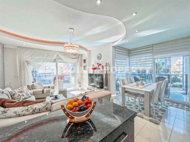 Apartment with a modern, stylish design, 200 meters from the beach and promenade-id-6506-photo-2