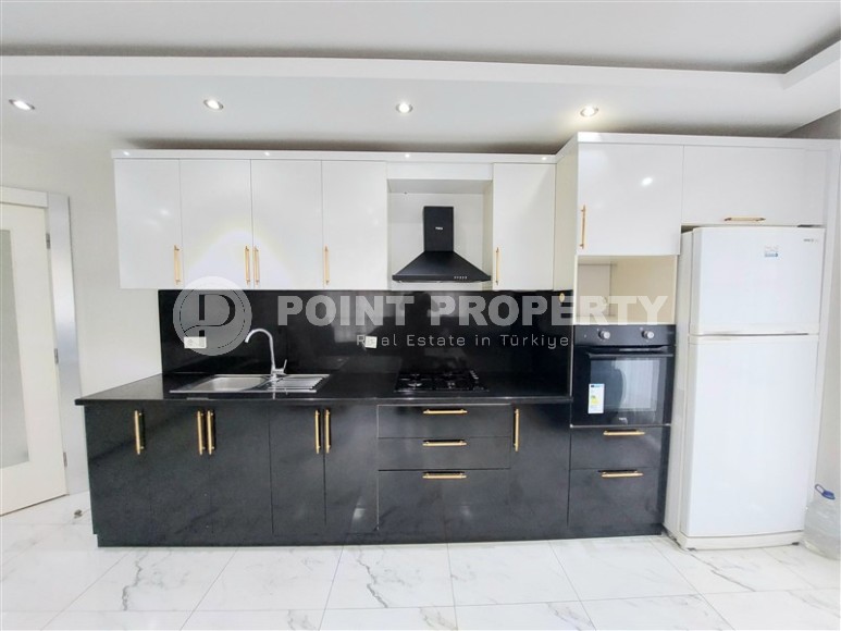 Просторная квартира 2+1, на 3-м этаже в доме 2013 года постройки, в центре района Махмутлар-id-6507-фото-4