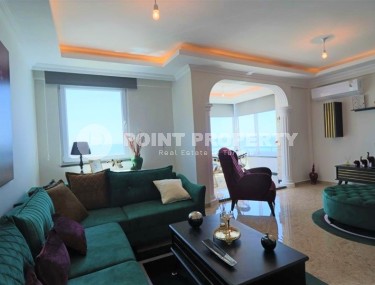 Apartment with panoramic sea views, on the 5th floor, in the center of Mahmutlar-id-6509-photo-2