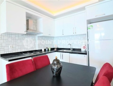 Apartment with panoramic sea views, on the 5th floor, in the center of Mahmutlar-id-6509-photo-3