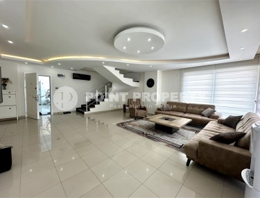 Large two-level apartment on the 4th floor with an attic, in a residential complex built in 2016-id-6512-photo-1