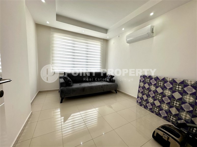 Большая двухуровневая квартира на 4-м этаже с мансардой, в жилом комплексе 2016 года постройки-id-6512-фото-8