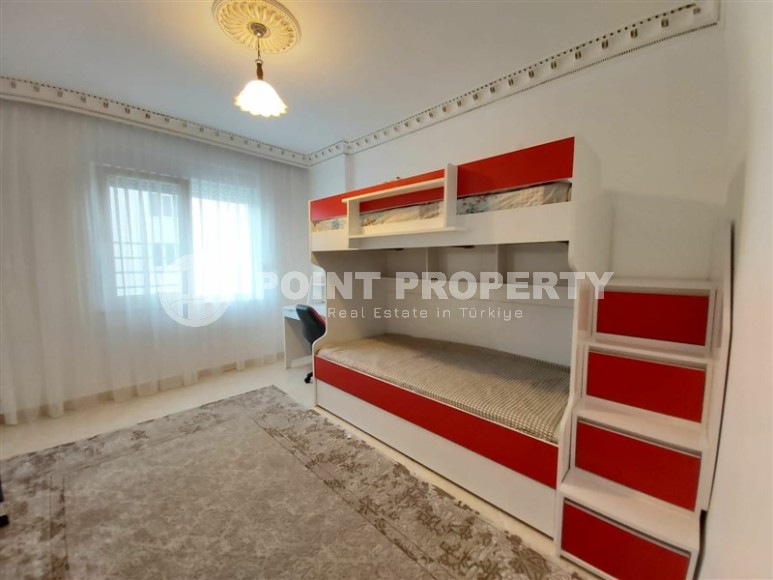 Bright, spacious 2+1 apartment, 350 meters from the sea, in the center of Mahmutlar-id-6514-photo-5