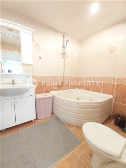 Bright, spacious 2+1 apartment, 350 meters from the sea, in the center of Mahmutlar-id-6514-photo-8