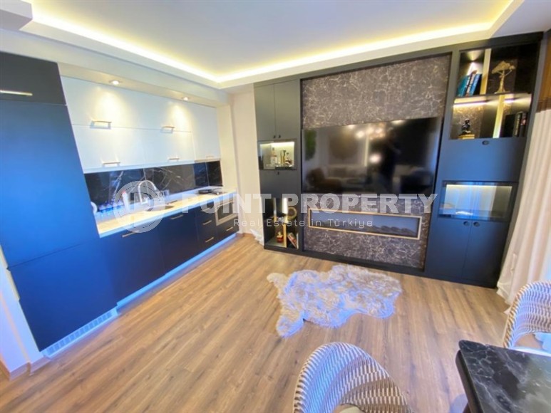 Stylish two-level apartment with modern design, on the first line from the sea, in the center of the prestigious area of Alanya - Kestel-id-6515-photo-4