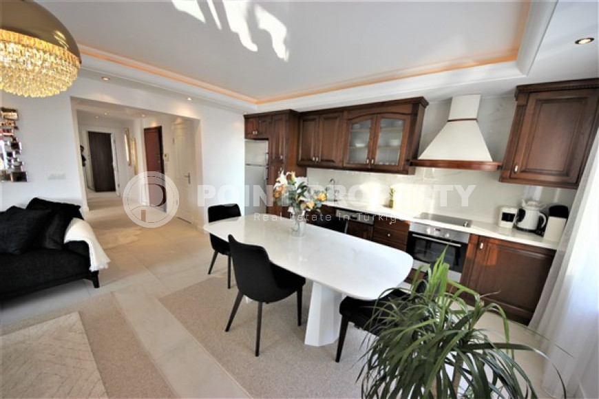 Большая квартира с двумя спальнями, 155м², на первой линии в Махмутларе, Алания-id-1512-фото-3