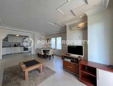 Apartment with furniture and household appliances, on the 5th floor in a residential complex built in 2008, with rich internal infrastructure-id-6519-photo-3