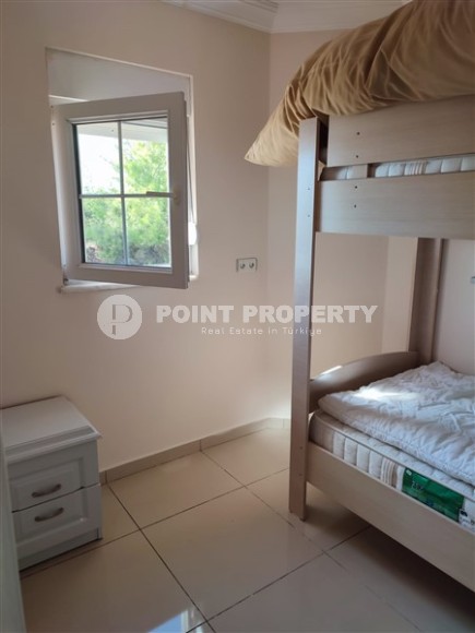 Two-storey villa with a swimming pool and a garden, in the popular resort area of Alanya - Incekum-id-6520-photo-12