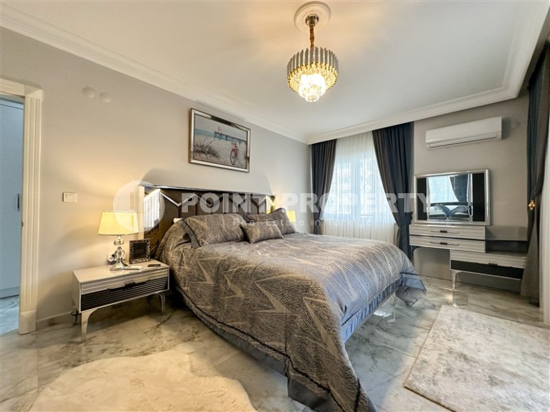Spacious 1+1 apartment, on an area of 90 m2, in the center of a popular, developed area of Alanya - Mahmutlar-id-6524-photo-8