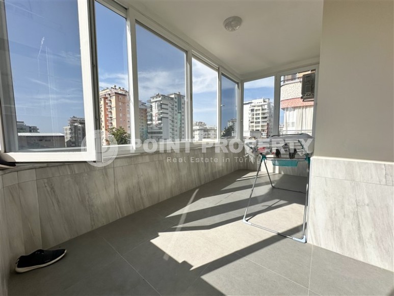 Spacious 1+1 apartment, on an area of 90 m2, in the center of a popular, developed area of Alanya - Mahmutlar-id-6524-photo-15