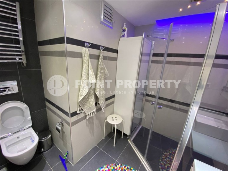 Large two-level apartment 3+1, with a total area of 180 m2, a short walk from Cleopatra Beach-id-6525-photo-9