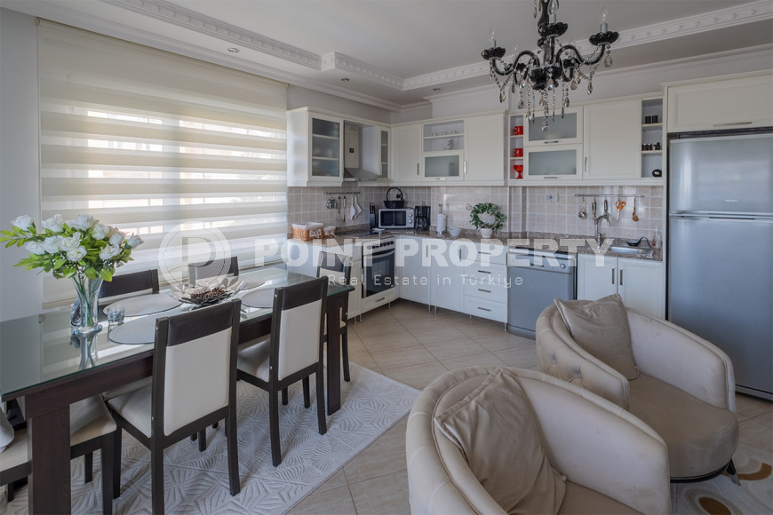 Two bedroom apartment, 100m² in a residence with good infrastructure in Cikcilli area, Alanya-id-1513-photo-4