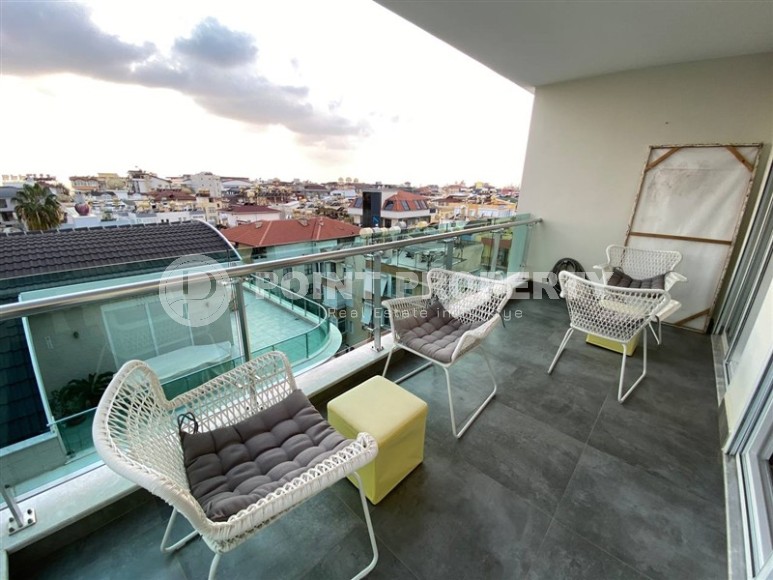 Large two-level apartment 3+1, with a total area of 180 m2, a short walk from Cleopatra Beach-id-6525-photo-12