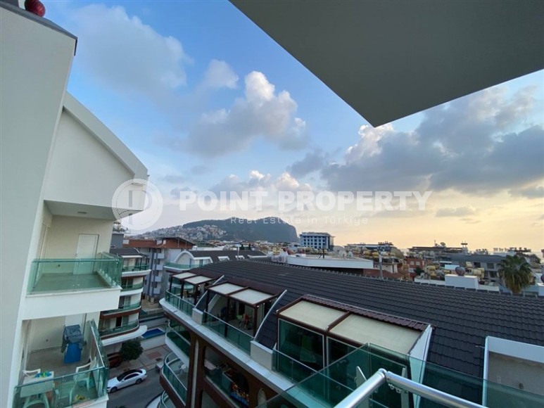 Large two-level apartment 3+1, with a total area of 180 m2, a short walk from Cleopatra Beach-id-6525-photo-17