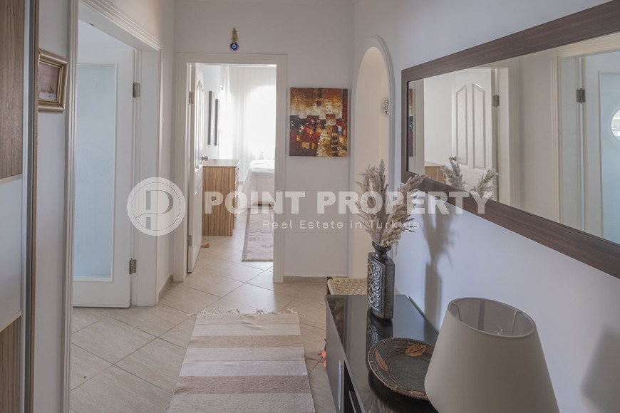 Two bedroom apartment, 100m² in a residence with good infrastructure in Cikcilli area, Alanya-id-1513-photo-5