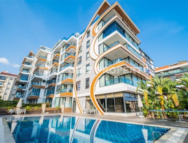 Просторная квартира на первой линии от моря, в комфортабельном жилом комплексе, с богатой внутренней инфраструктурой-id-6526-фото-1