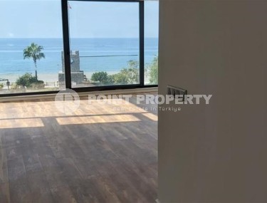 Просторная квартира на первой линии от моря, в комфортабельном жилом комплексе, с богатой внутренней инфраструктурой-id-6526-фото-4