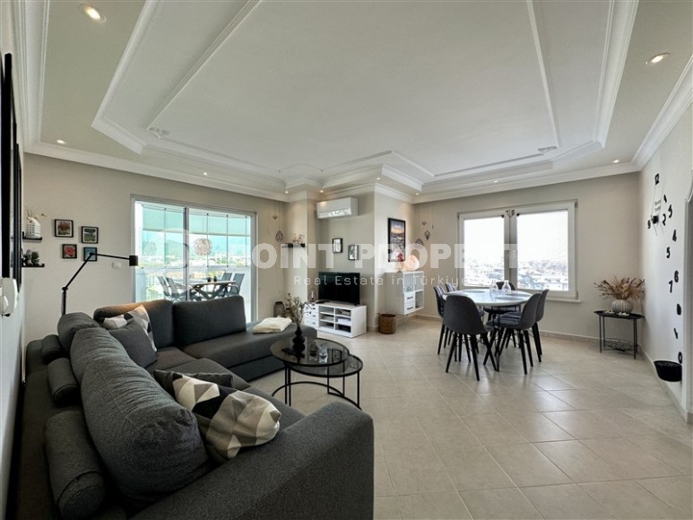 Panoramic apartment with views of the Taurus Mountains, on the 8th floor, in the center of the picturesque area of Alanya - Cikcilli-id-6527-photo-2