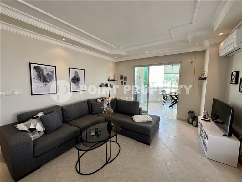 Panoramic apartment with views of the Taurus Mountains, on the 8th floor, in the center of the picturesque area of Alanya - Cikcilli-id-6527-photo-3