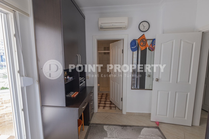 Two bedroom apartment, 100m² in a residence with good infrastructure in Cikcilli area, Alanya-id-1513-photo-9