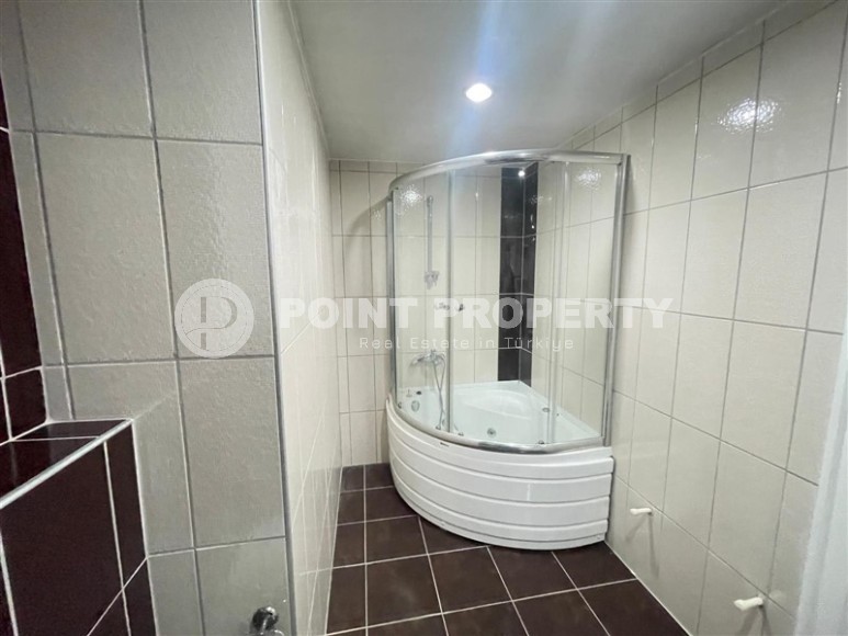 Двухуровневая квартира на 3-м этаже с мансардой, в 900 метрах от моря, в уютном, живописном районе Аланьи - Нижняя Оба-id-6531-фото-8