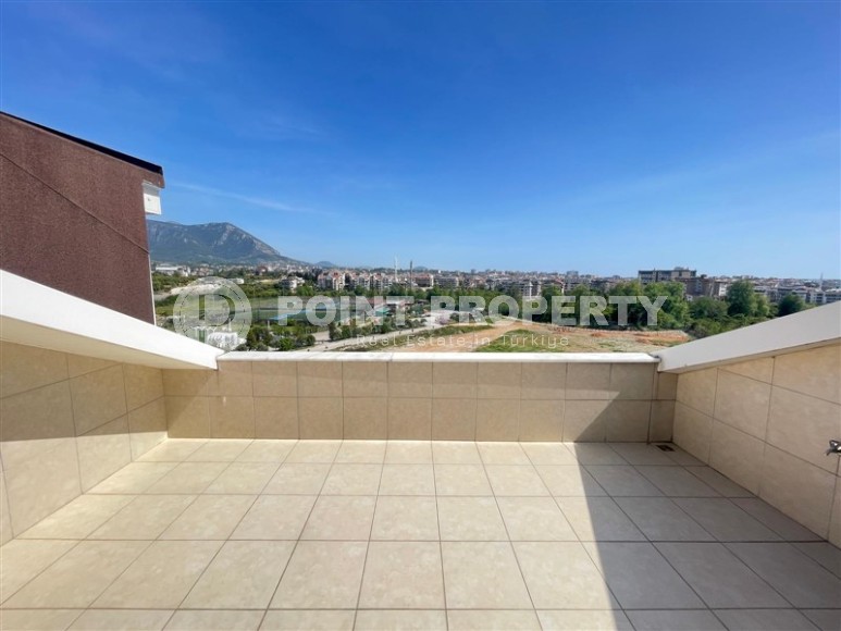 Двухуровневая квартира на 3-м этаже с мансардой, в 900 метрах от моря, в уютном, живописном районе Аланьи - Нижняя Оба-id-6531-фото-12