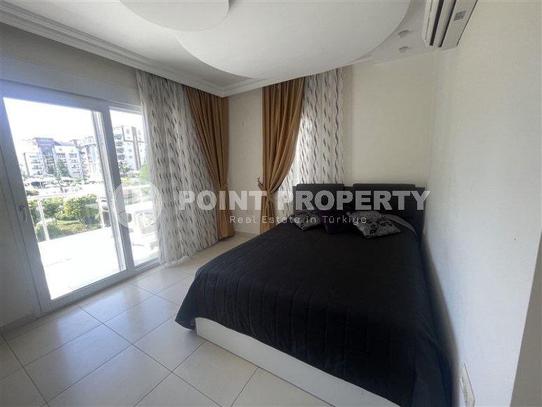 Апартаменты с современным лаконичным дизайном, и приятным светлым интерьером, в 500 метрах от моря-id-6532-фото-5