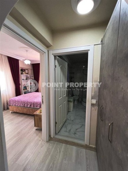 Small, ready-to-move-in 1+1 apartment 250 meters from the sea, in the center of Mahmutlar-id-6535-photo-7