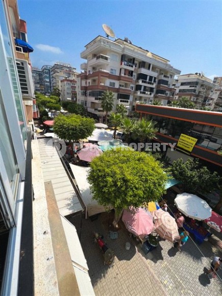 Small, ready-to-move-in 1+1 apartment 250 meters from the sea, in the center of Mahmutlar-id-6535-photo-11