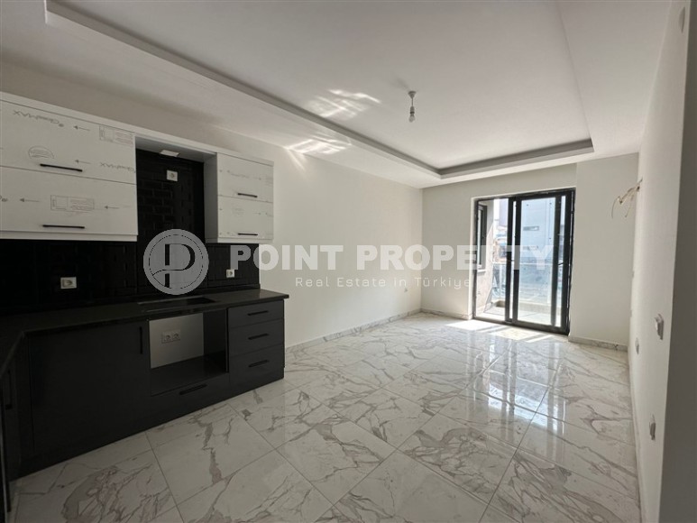 Компактная новая квартира с чистовой отделкой, на 1-м этаже в жилом комплексе, с богатой внутренней инфраструктурой-id-6538-фото-3