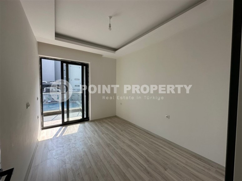 Компактная новая квартира с чистовой отделкой, на 1-м этаже в жилом комплексе, с богатой внутренней инфраструктурой-id-6538-фото-4