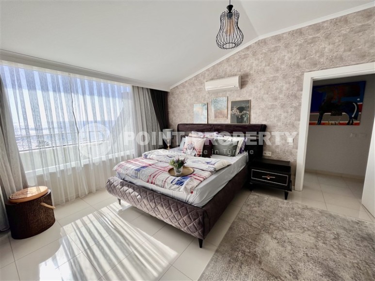 Панорамная двухуровневая квартира с видом на море, в комфортабельном жилом комплексе, в центре района Кестель-id-6539-фото-11