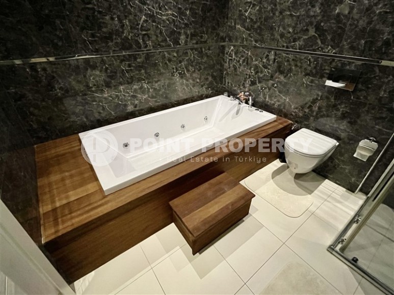 Панорамная двухуровневая квартира с видом на море, в комфортабельном жилом комплексе, в центре района Кестель-id-6539-фото-13