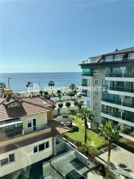 Панорамная двухуровневая квартира с видом на море, в комфортабельном жилом комплексе, в центре района Кестель-id-6539-фото-22