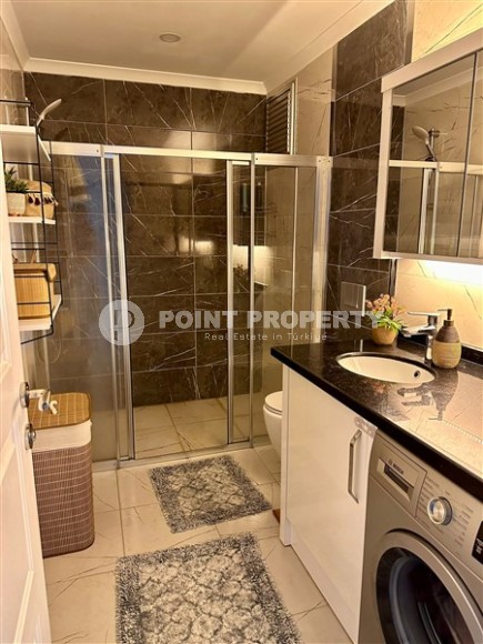 Stylish apartment with designer renovation 1200 meters from the sea, in a prestigious, quiet area of Alanya - Upper Oba-id-6540-photo-10