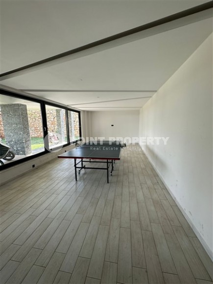 Stylish apartment with designer renovation 1200 meters from the sea, in a prestigious, quiet area of Alanya - Upper Oba-id-6540-photo-16