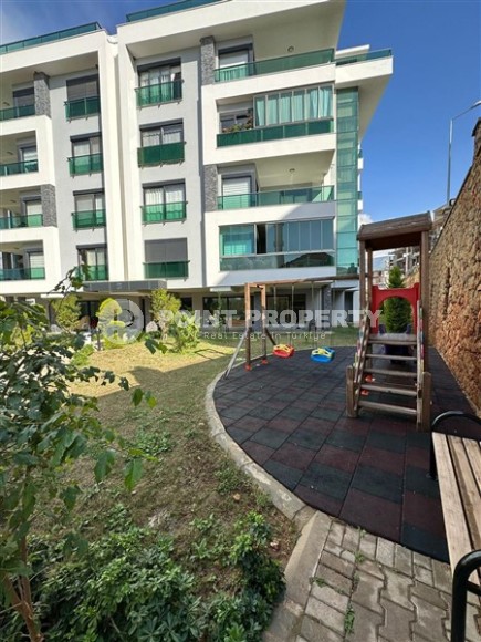 Stylish apartment with designer renovation 1200 meters from the sea, in a prestigious, quiet area of Alanya - Upper Oba-id-6540-photo-21