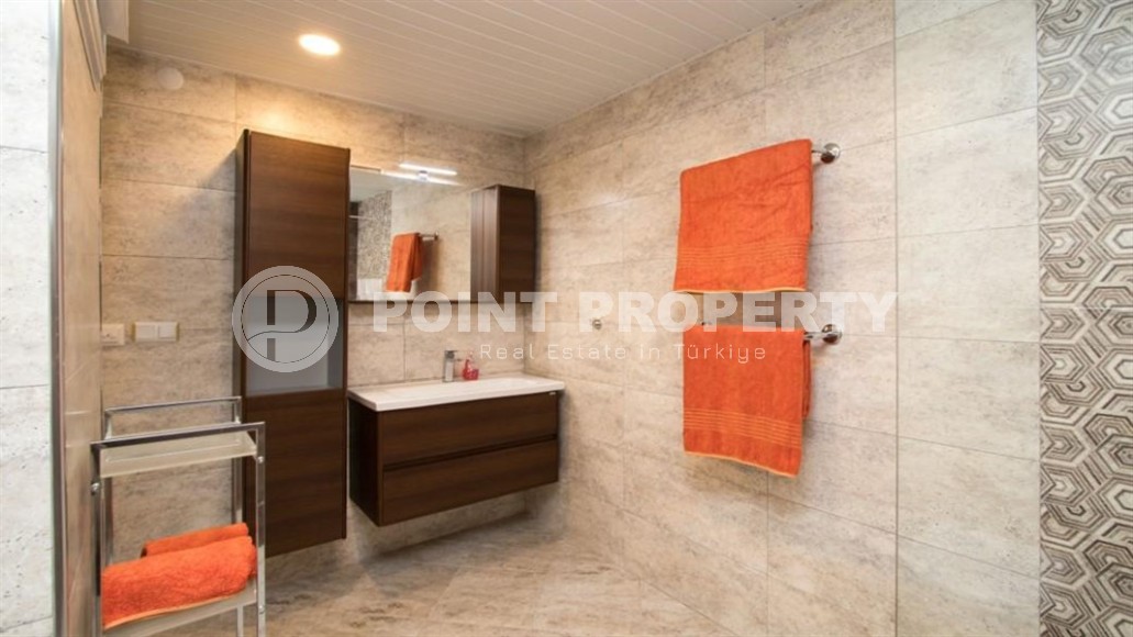 Просторная двухуровневая квартира 3+2, на 5-м этаже с мансардой, в 300 метрах от пляжа-id-6541-фото-8