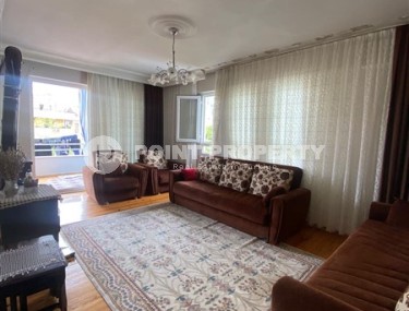 Недорогая квартира 3+1, общей площадью 140 м2, в самом центре Аланьи, в районе Гюллер Пынары-id-6548-фото-2