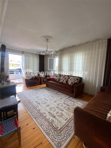 Недорогая квартира 3+1, общей площадью 140 м2, в самом центре Аланьи, в районе Гюллер Пынары-id-6548-фото-2