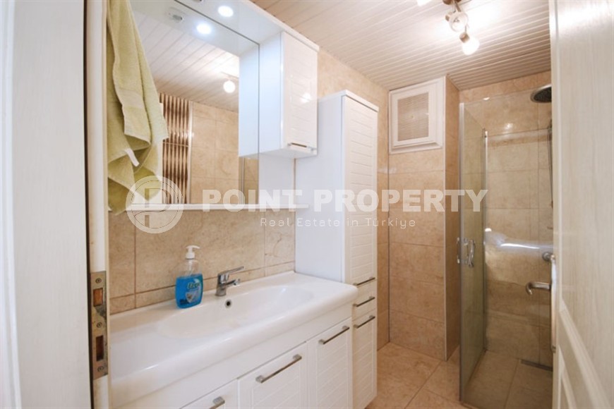 Благоустроенная квартира на 1-м этаже в жилом комплексе 2005 года постройки, с бассейном и садом-id-6549-фото-9