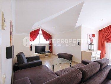 Большая квартира 4+2, общей площадью 250 м2, на 4-м этаже с мансардой, в центре Аланьи-id-6551-фото-5