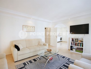 Bright, comfortable apartment 2+1, on the 2nd floor in a building built in 2008, in the center of Mahmutlar district-id-6553-photo-2