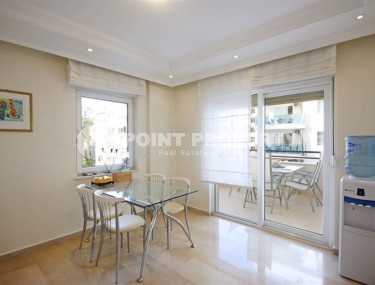 Bright, comfortable apartment 2+1, on the 2nd floor in a building built in 2008, in the center of Mahmutlar district-id-6553-photo-3