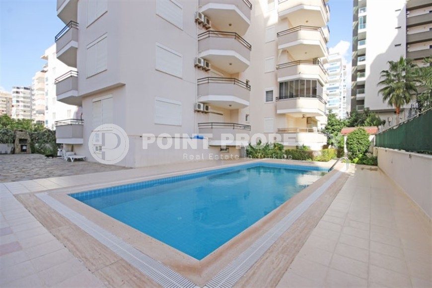 Bright, comfortable apartment 2+1, on the 2nd floor in a building built in 2008, in the center of Mahmutlar district-id-6553-photo-18