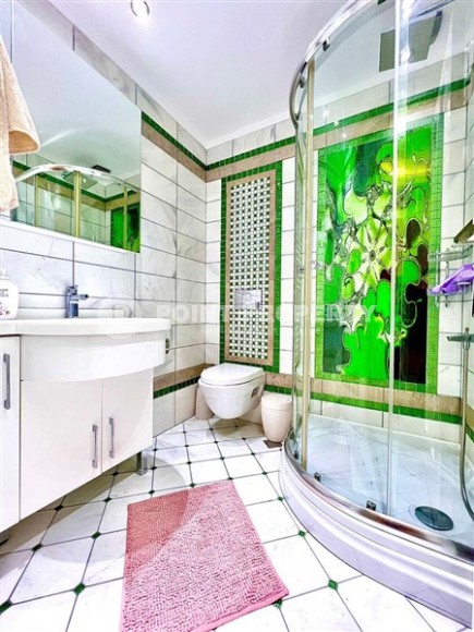 Светлая, просторная квартира 4+1, на площади 240 м2, в центре популярного Средиземноморского курорта - Аланья-id-6556-фото-15