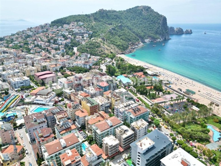 Светлая, просторная квартира 4+1, на площади 240 м2, в центре популярного Средиземноморского курорта - Аланья-id-6556-фото-23